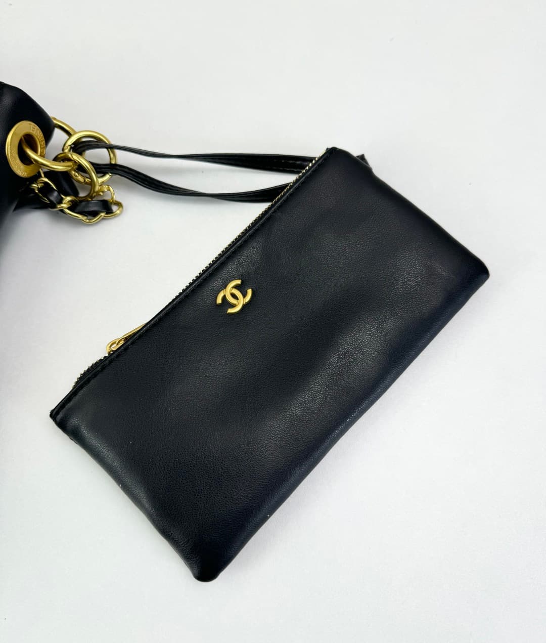 C796 🌸 Chanel 23A shoulder strap hippie bag 200 — image 7