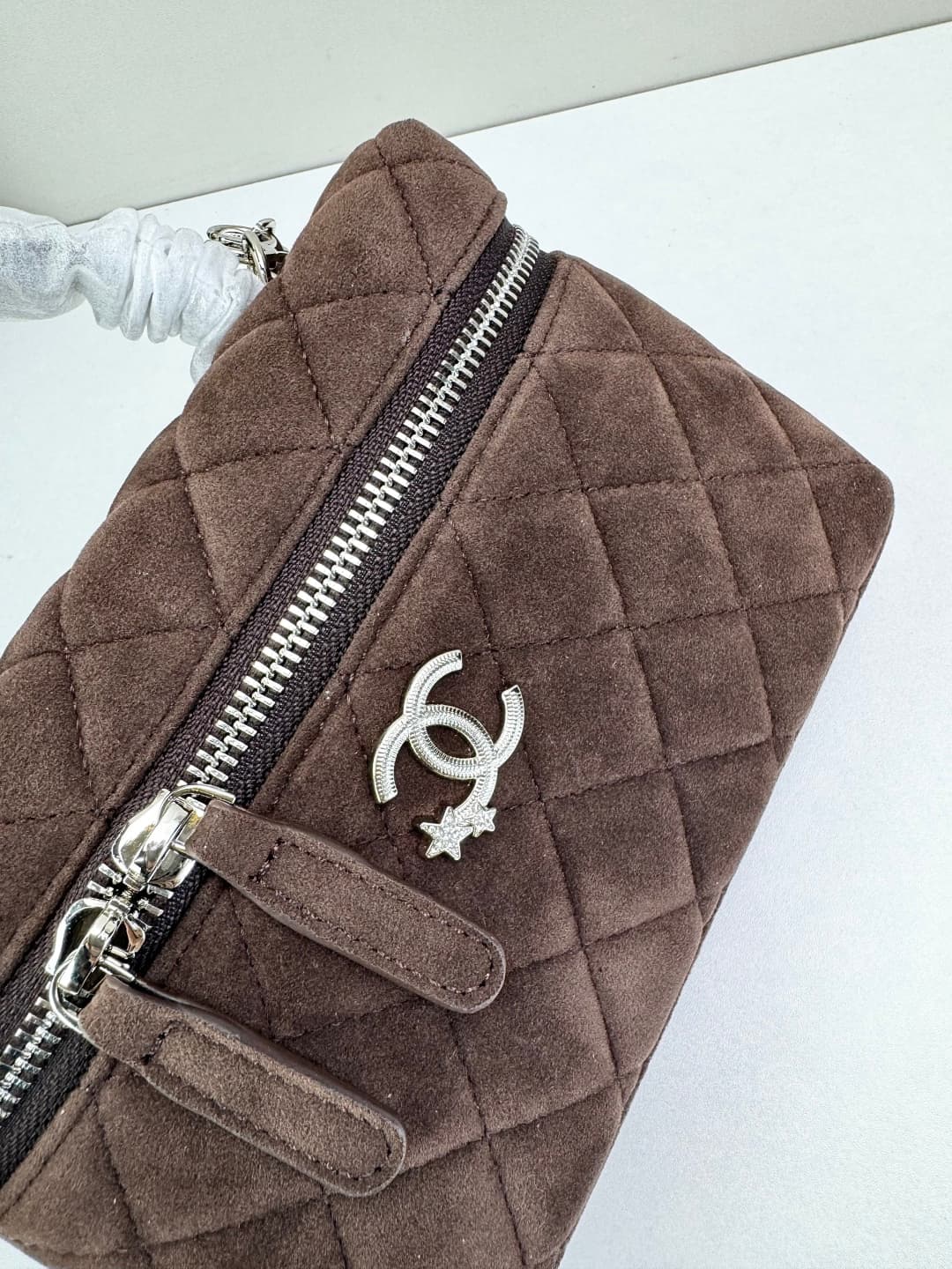 C804 🌸CHANEL Handbag Makeup Bag — image 4