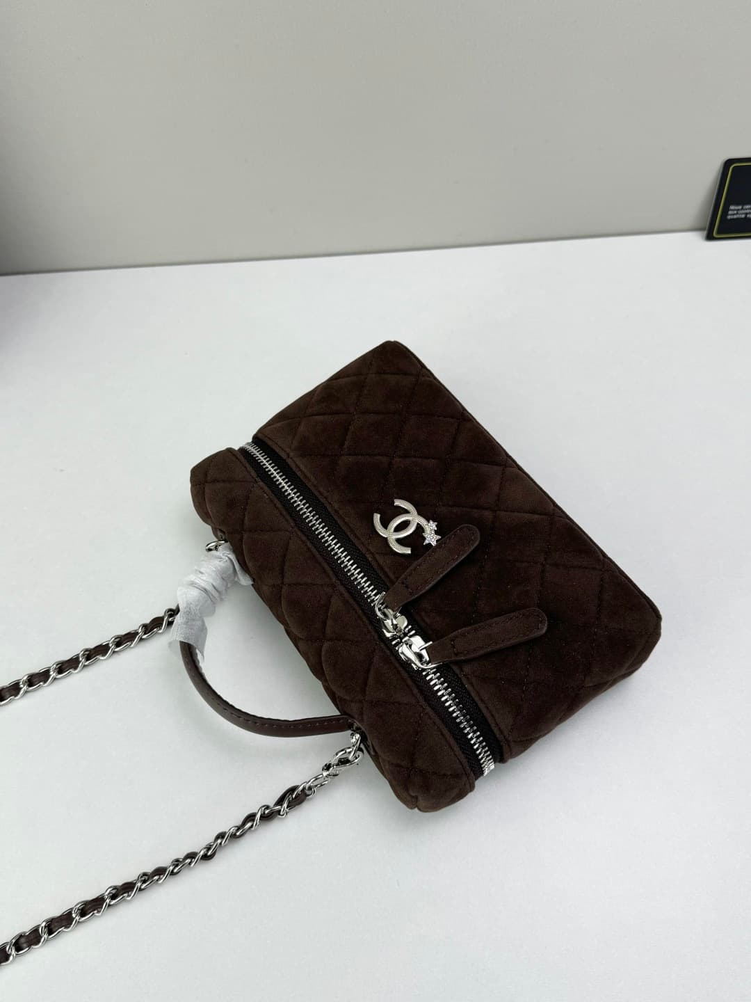 C804 🌸CHANEL Handbag Makeup Bag — image 8
