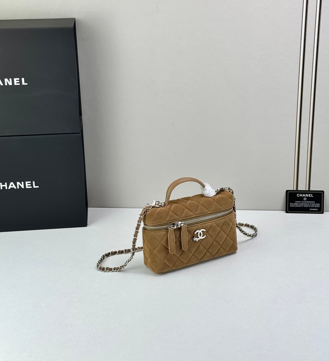 C803 🌸 CHANEL Handbag Makeup Bag — image 3