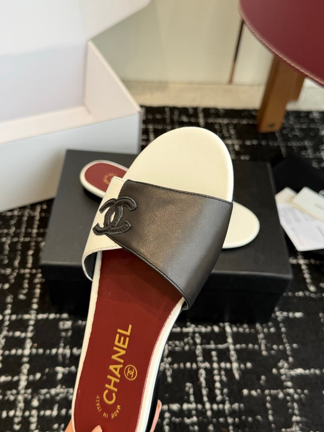 D4011 Customs-level — image 5