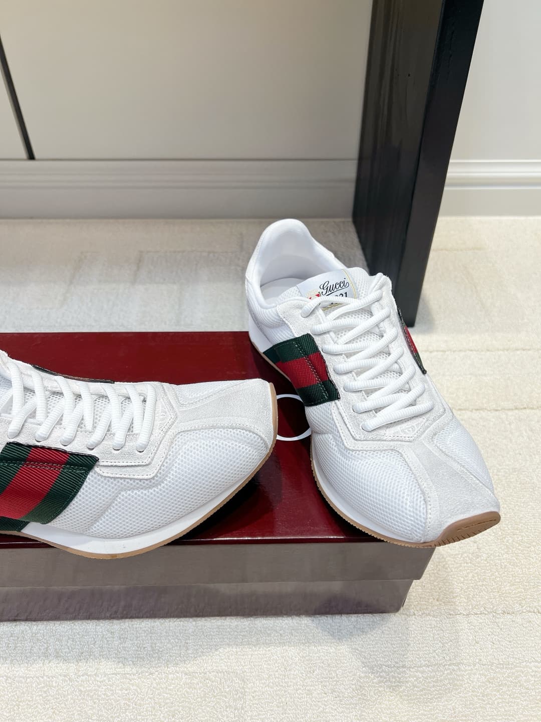 D6923 Gucci Vintage/Retro White Derby Shoes 26ss — image 5