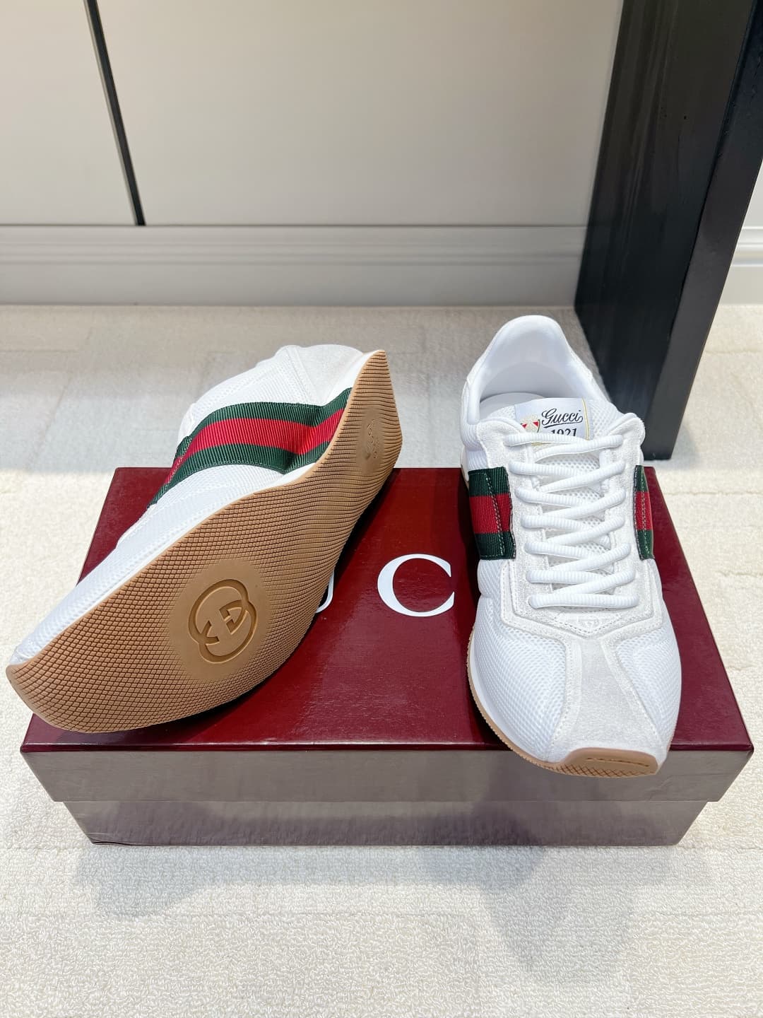 D6923 Gucci Vintage/Retro White Derby Shoes 26ss — image 2