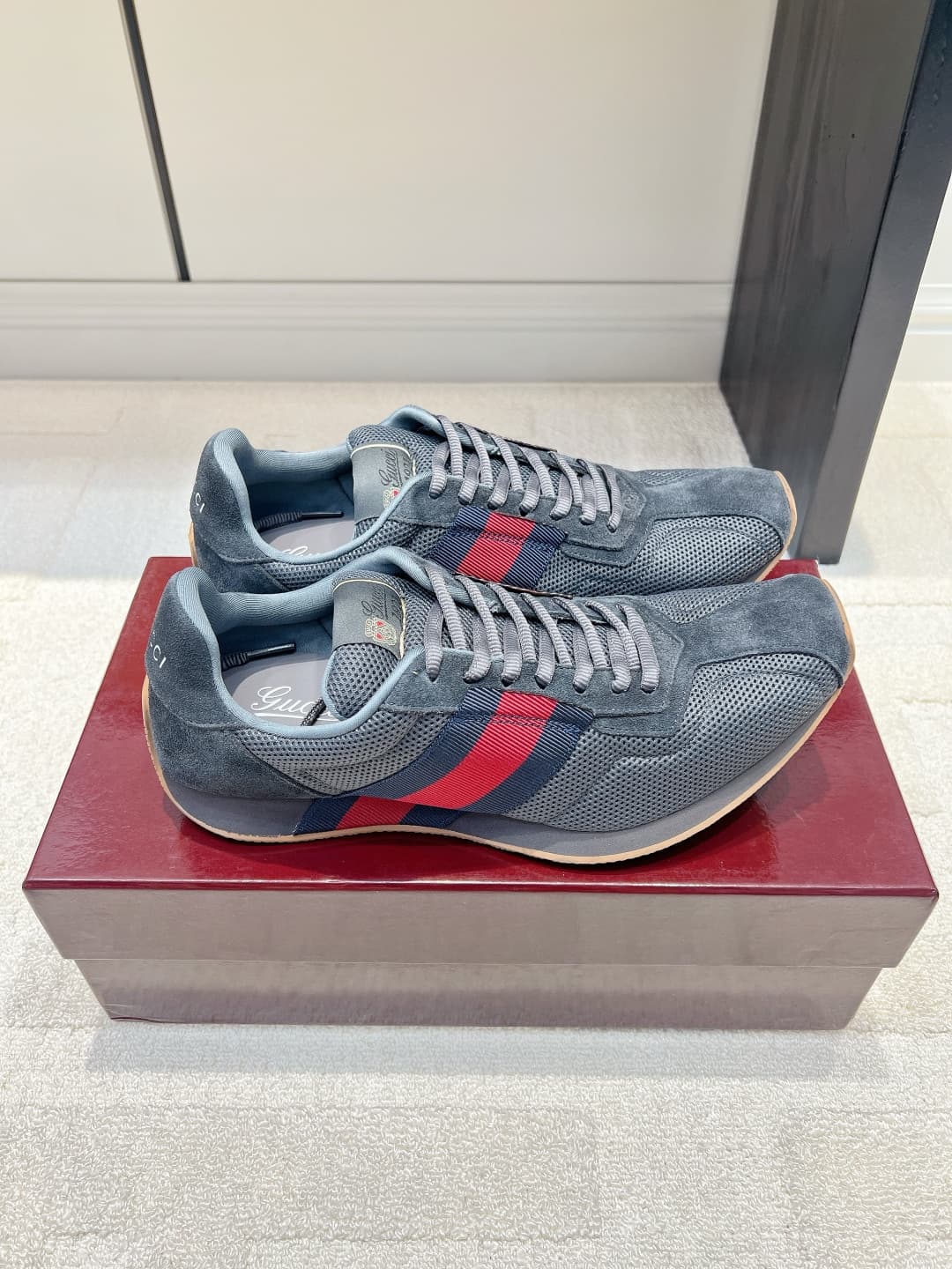 D6922 Gucci Vintage/Retro Dark Gray Doutson Shoes 26ss — image 6