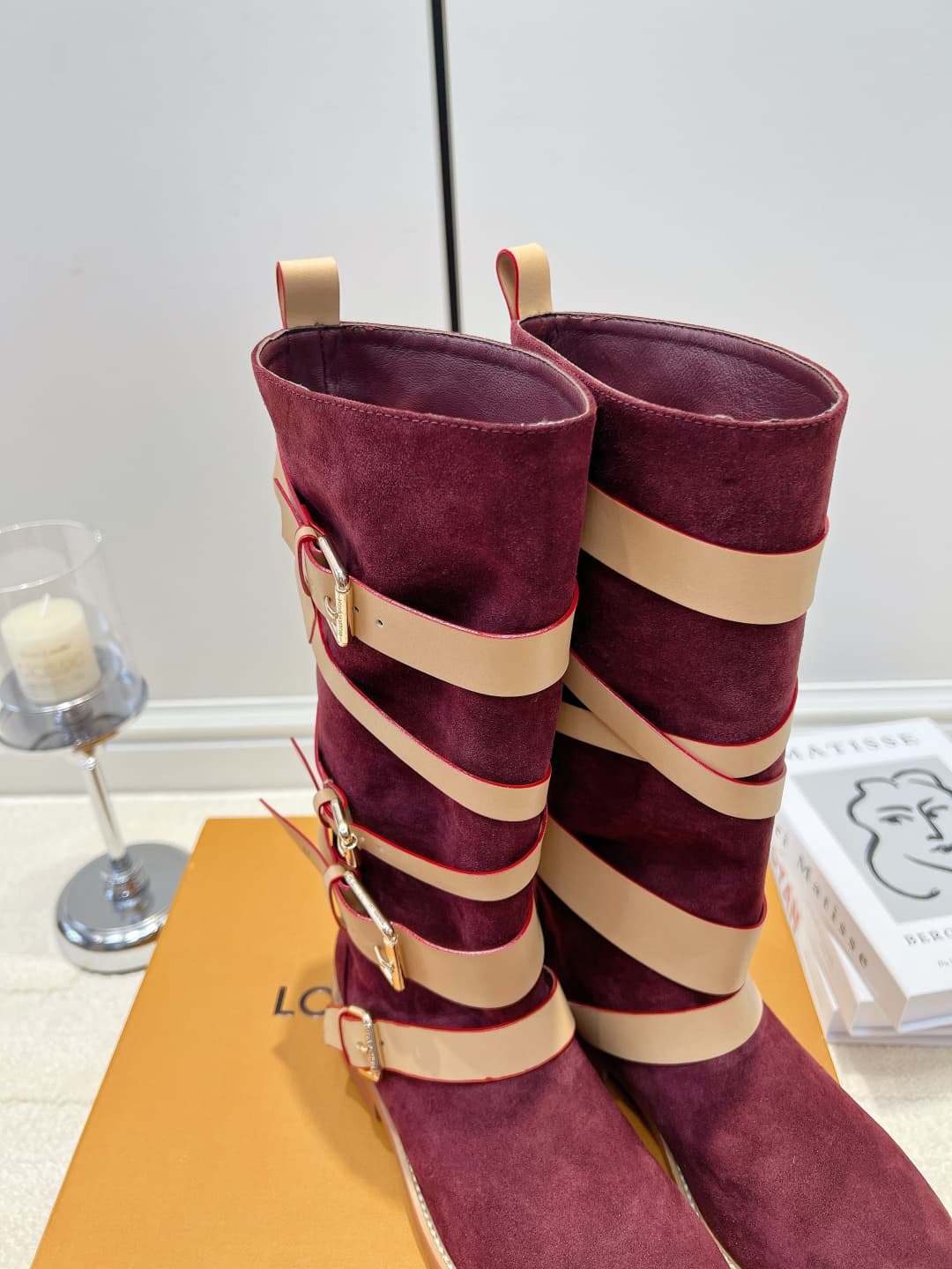 D9085 LV Wine-red suede belt high-top boots 26ss — image 6