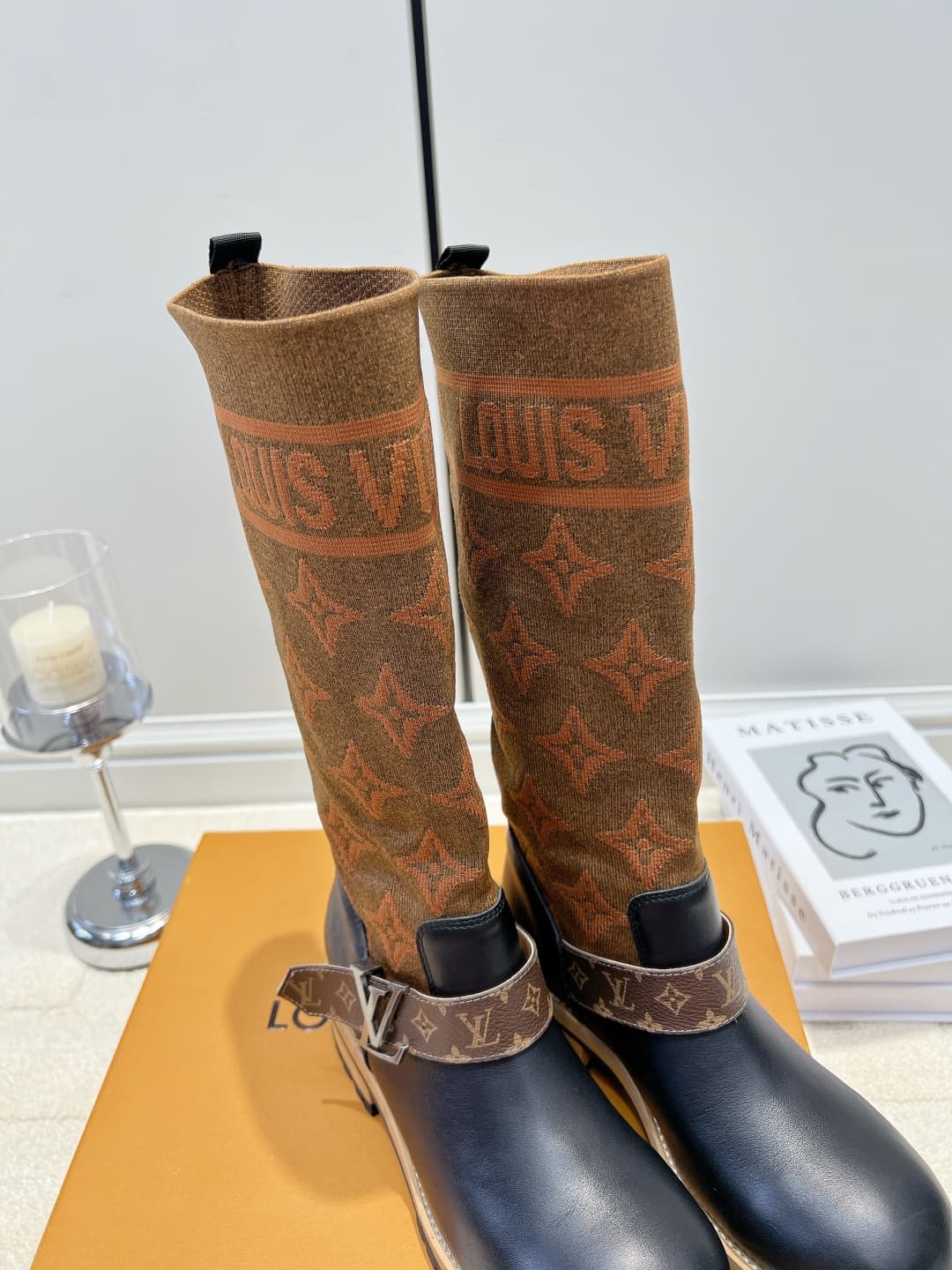 D9088 LV Brown thread knitted lacing high-top boots 26ss — image 6