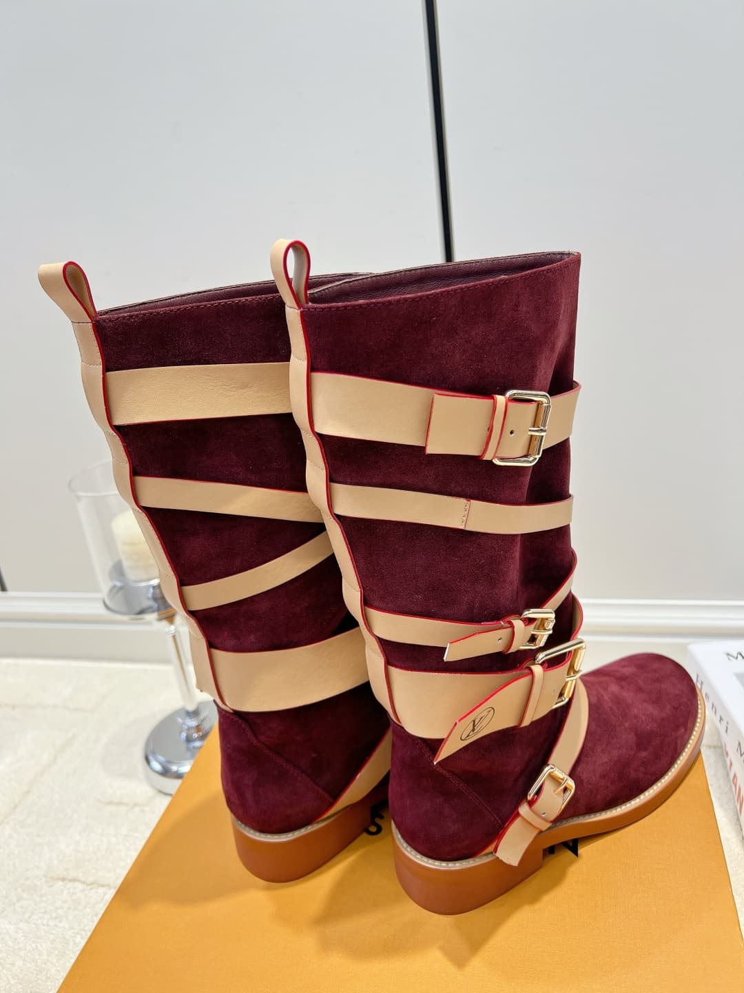 D9085 LV Wine-red suede belt high-top boots 26ss — image 5
