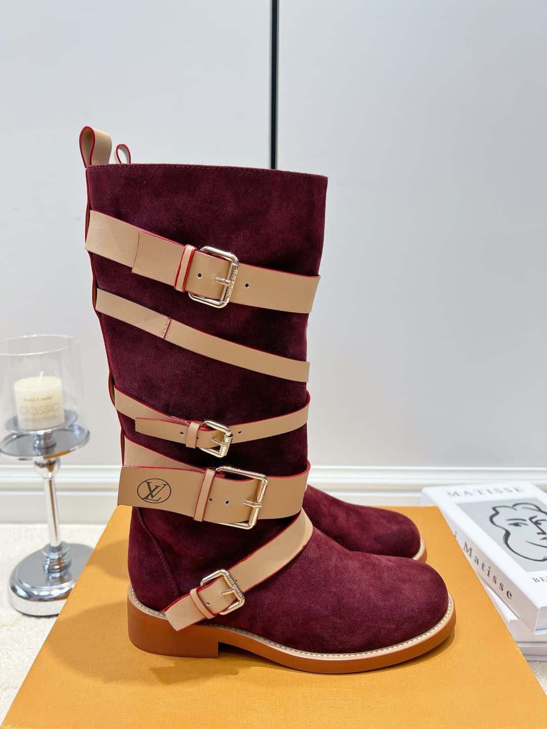 D9085 LV Wine-red suede belt high-top boots 26ss — image 4