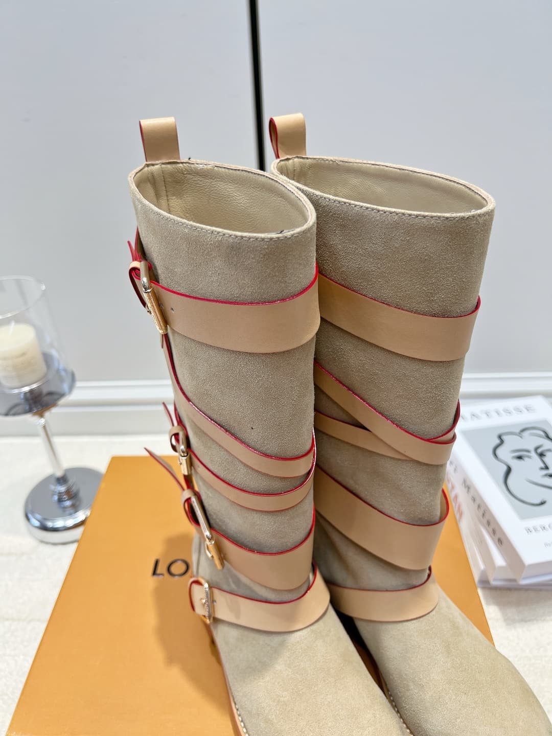 D9084 LV Sand-colored suede belt high boots 26ss — image 6