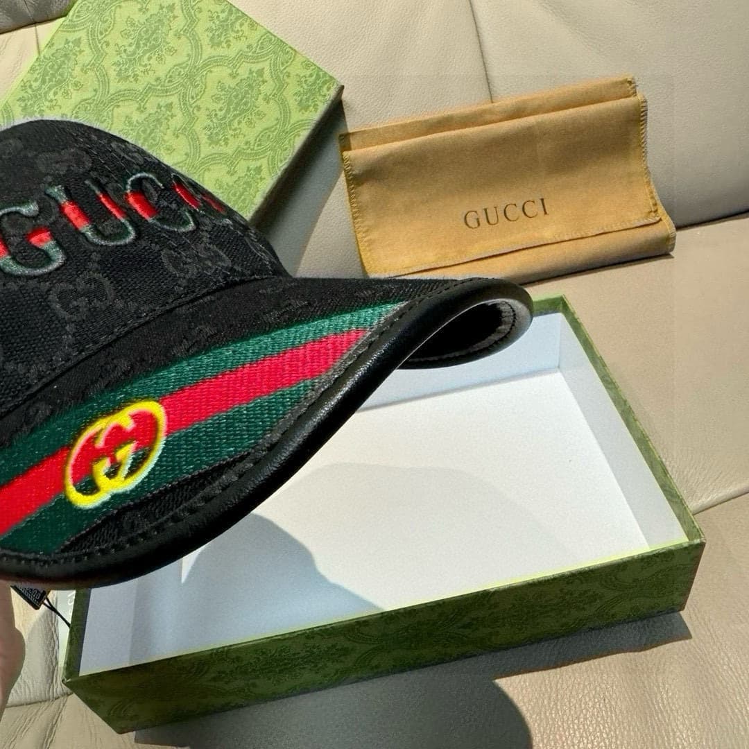 C29871 Bag with box, Gucci new model baseball cap, double G straps. 1: 1 – custom molded, intricate embroidery, with details comparable to those at the store. Original canvas fabric + top-grade cowhide leather, excellent quality! Ideal for stylish men and — image 3