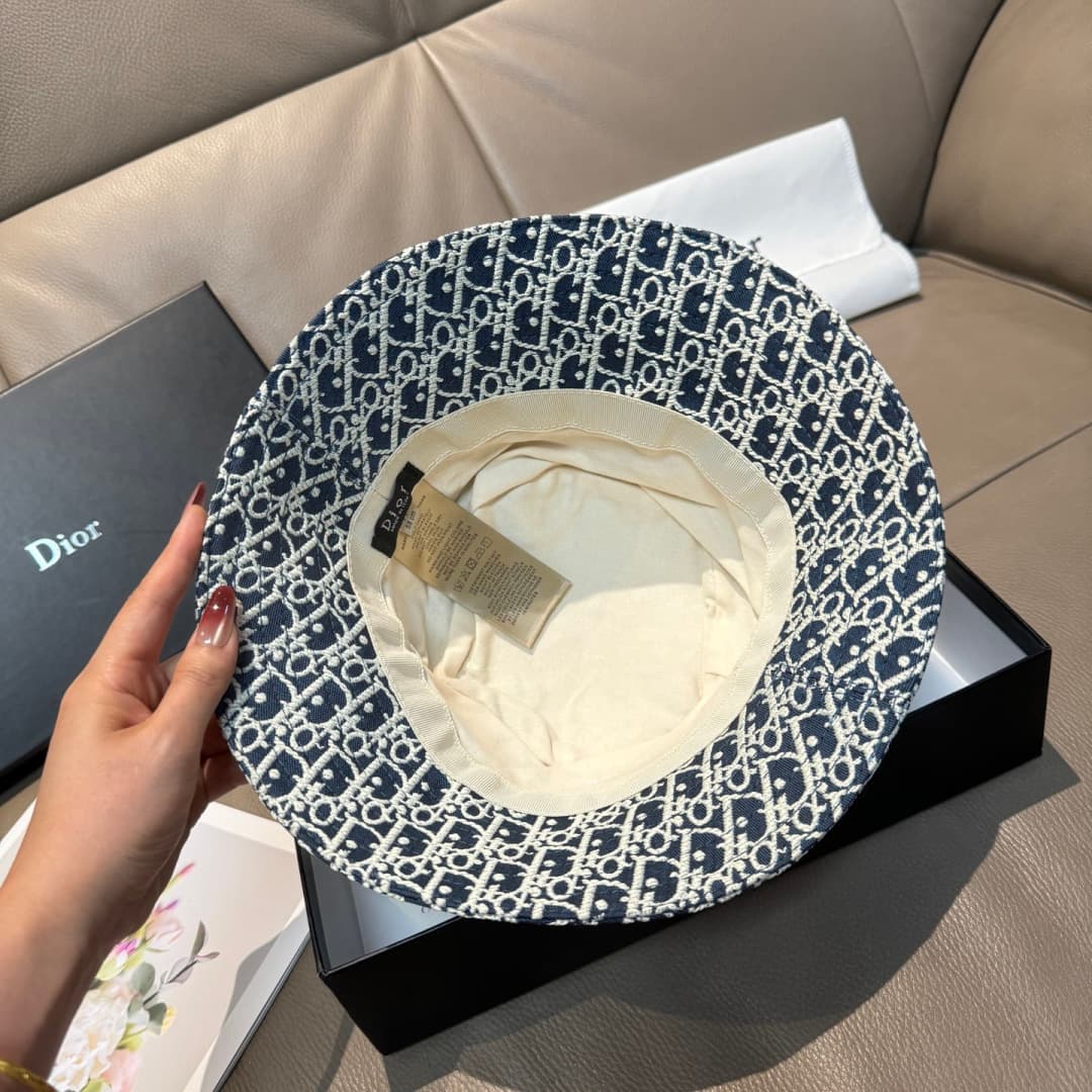 C29876 Packaged in a cloth bag. Dior new model fisherman hat, top quality version. Customized by 1:1. Made from original denim print fabric with pure cotton lining – lightweight and breathable! The quality is excellent. Basic head circumference: 57. Very  — image 6
