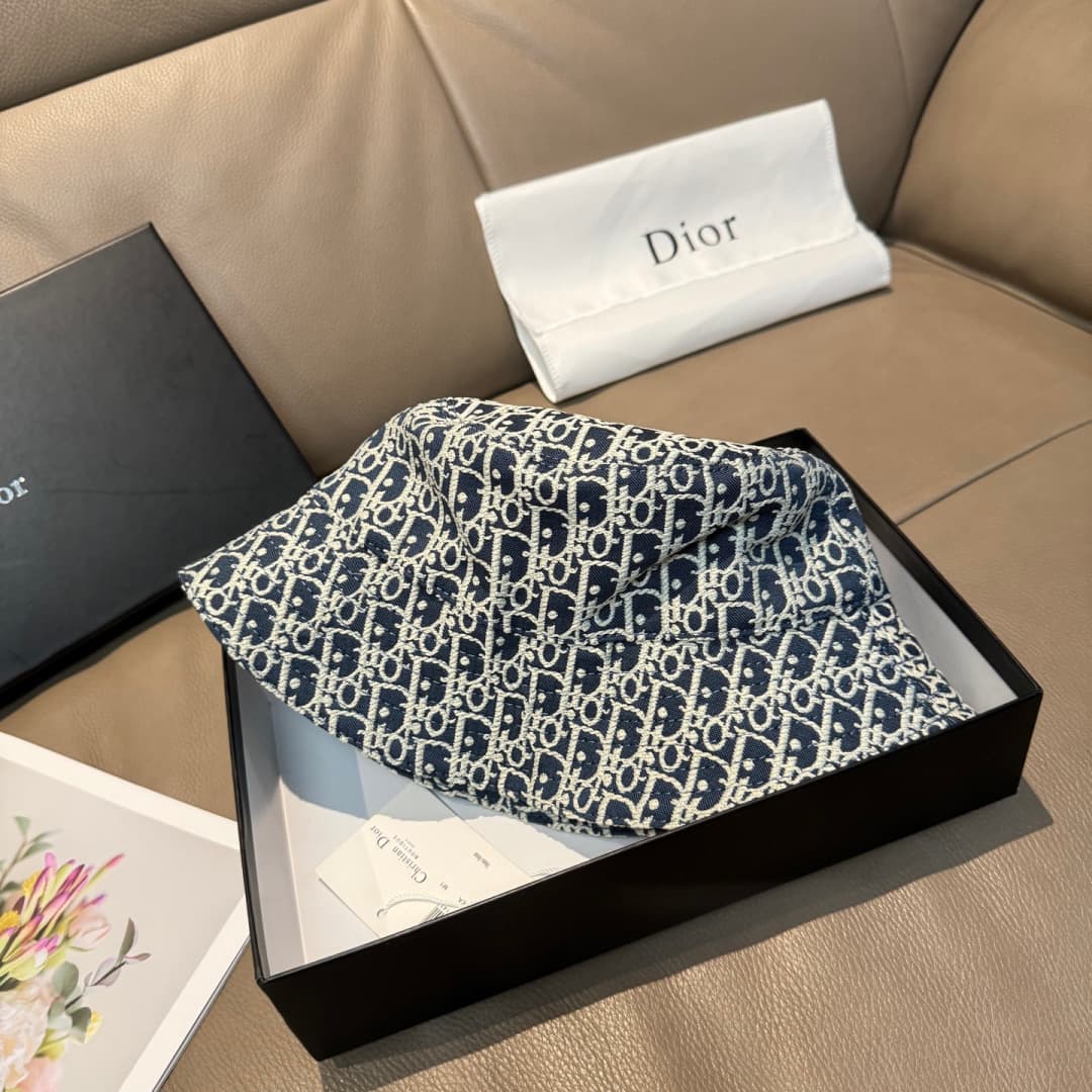C29876 Packaged in a cloth bag. Dior new model fisherman hat, top quality version. Customized by 1:1. Made from original denim print fabric with pure cotton lining – lightweight and breathable! The quality is excellent. Basic head circumference: 57. Very  — image 8