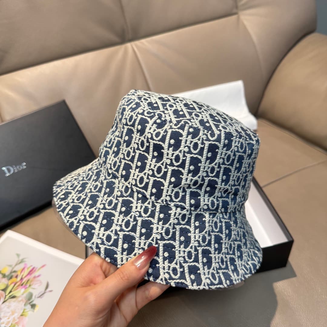 C29876 Packaged in a cloth bag. Dior new model fisherman hat, top quality version. Customized by 1:1. Made from original denim print fabric with pure cotton lining – lightweight and breathable! The quality is excellent. Basic head circumference: 57. Very  — image 3