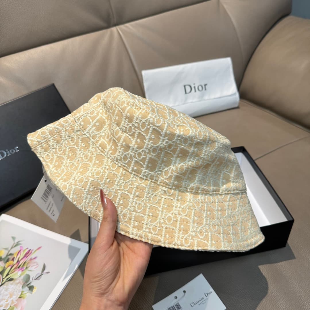 C29875 Packaged in a cloth bag. Dior new model fisherman hat, top-tier version. Customized by 1:1. Original denim print fabric + pure cotton lining, lightweight and breathable! The quality is excellent. Basic head circumference: 57. Very stylish and versa — image 8