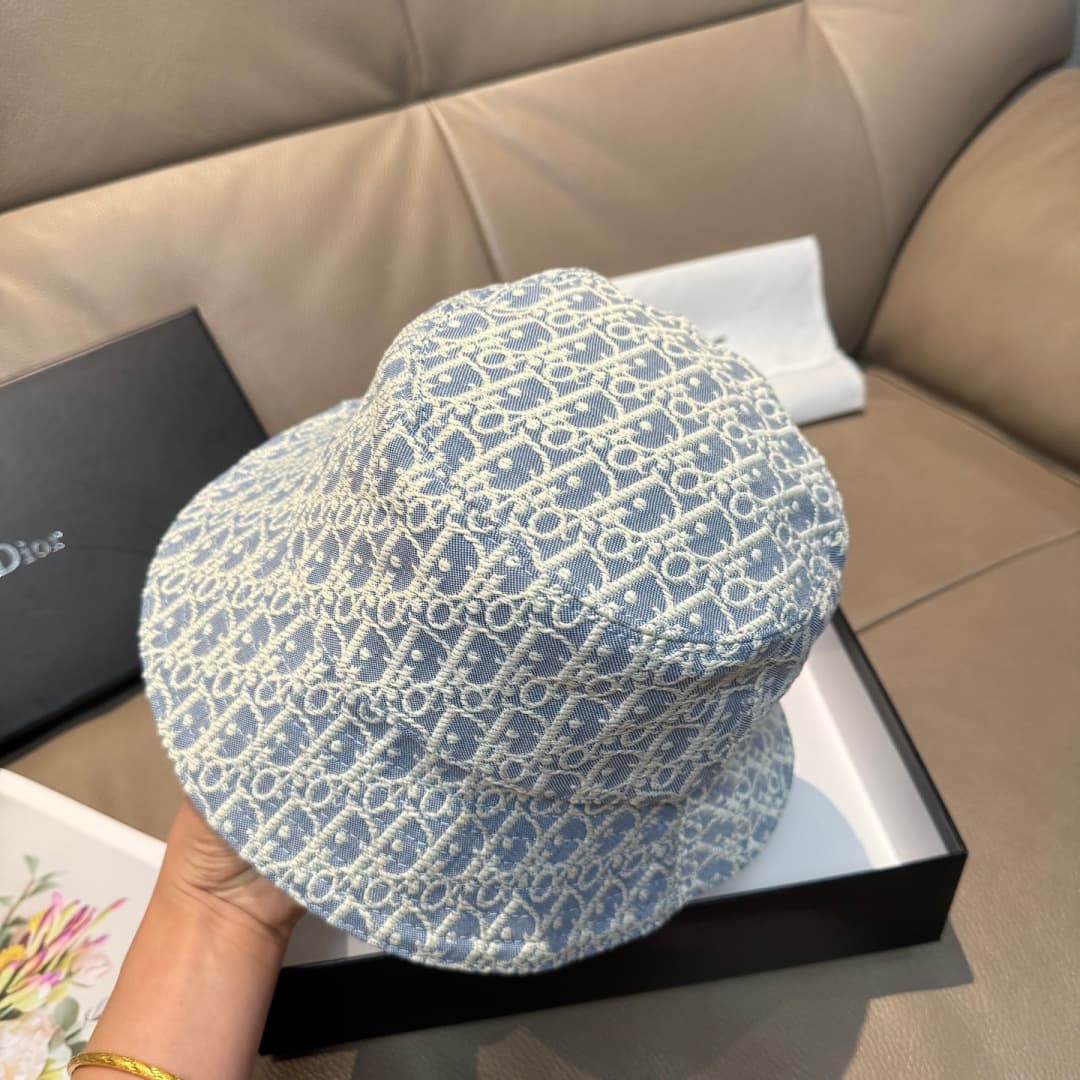 C29874 Packaged in a cloth bag. Dior new model fisherman hat, top-tier version. Customized according to the mold 1:1. Original denim print fabric + pure cotton lining, lightweight and breathable! The quality is excellent. Basic head circumference: 57. Ver — image 5