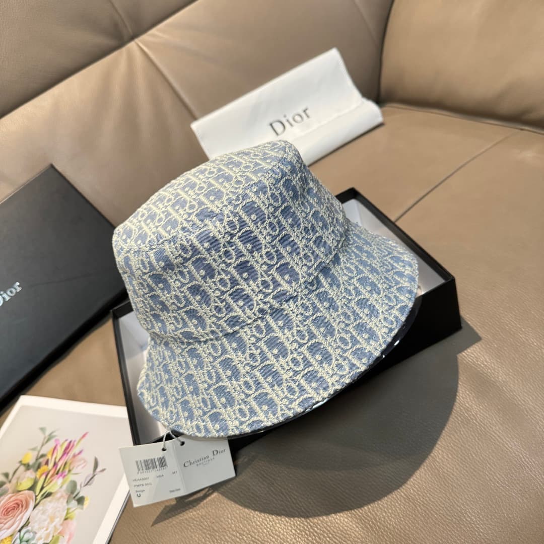 C29874 Packaged in a cloth bag. Dior new model fisherman hat, top-tier version. Customized according to the mold 1:1. Original denim print fabric + pure cotton lining, lightweight and breathable! The quality is excellent. Basic head circumference: 57. Ver — image 2