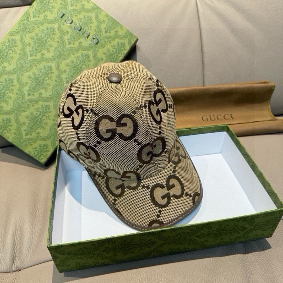 C29862 Packaged in a bag, Gucci new model baseball cap. Large “G” logo, custom-made by 1:1. Made from original canvas material and top-grade cowhide, lightweight and breathable! Basic head circumference: 56; adjustable clip. — image 5