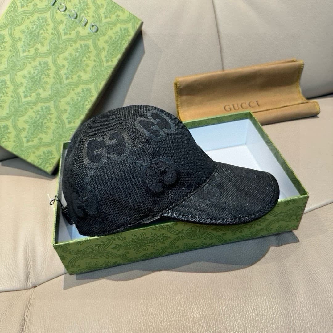 C29861 Packaged in a cloth bag. Gucci new model baseball cap, large “G” logo. Customized by 1:1. Made from original canvas material and top-grade cowhide leather – lightweight and breathable! Basic head circumference: 56; adjustable clip. — image 2