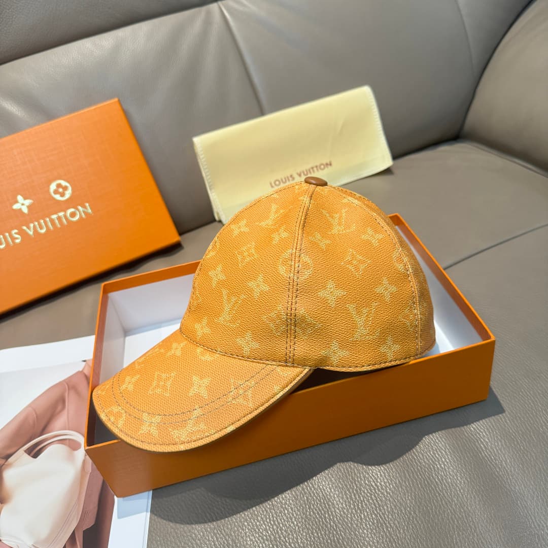 C29849 It comes with a packaging bag. It’s a classic LV baseball cap, featuring classic monogram patterns. It is custom-molded and produced on order; the PU leather and first-grade cowhide edges provide excellent quality. The basic head circumference is 5 — image 2
