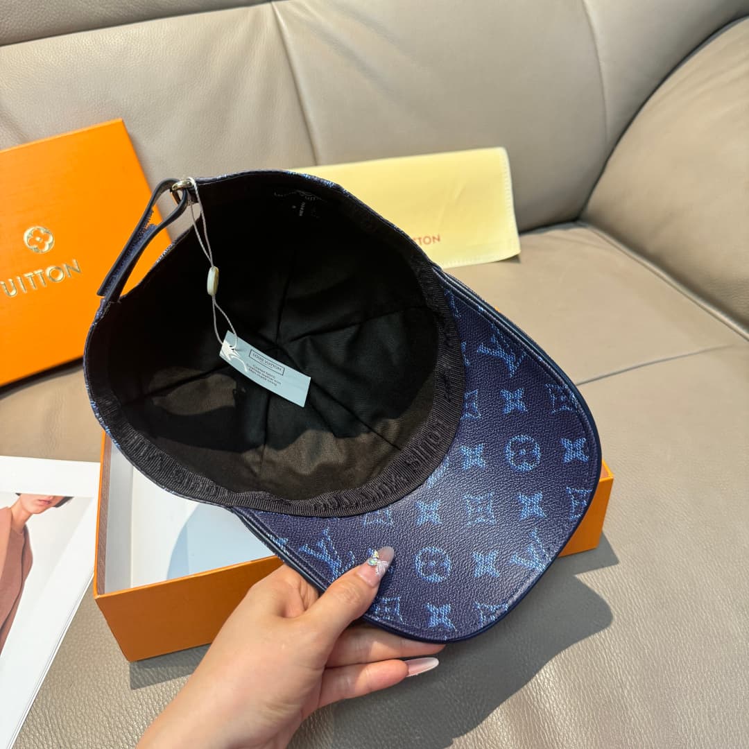 C29848 It comes with a packaging bag. It’s a classic LV baseball cap – featuring classic monogram patterns. It is custom-made according to the pattern 1:1. The cap is lined with PU leather and top-grain cowhide, and it’s in extremely high quality. The bas — image 6