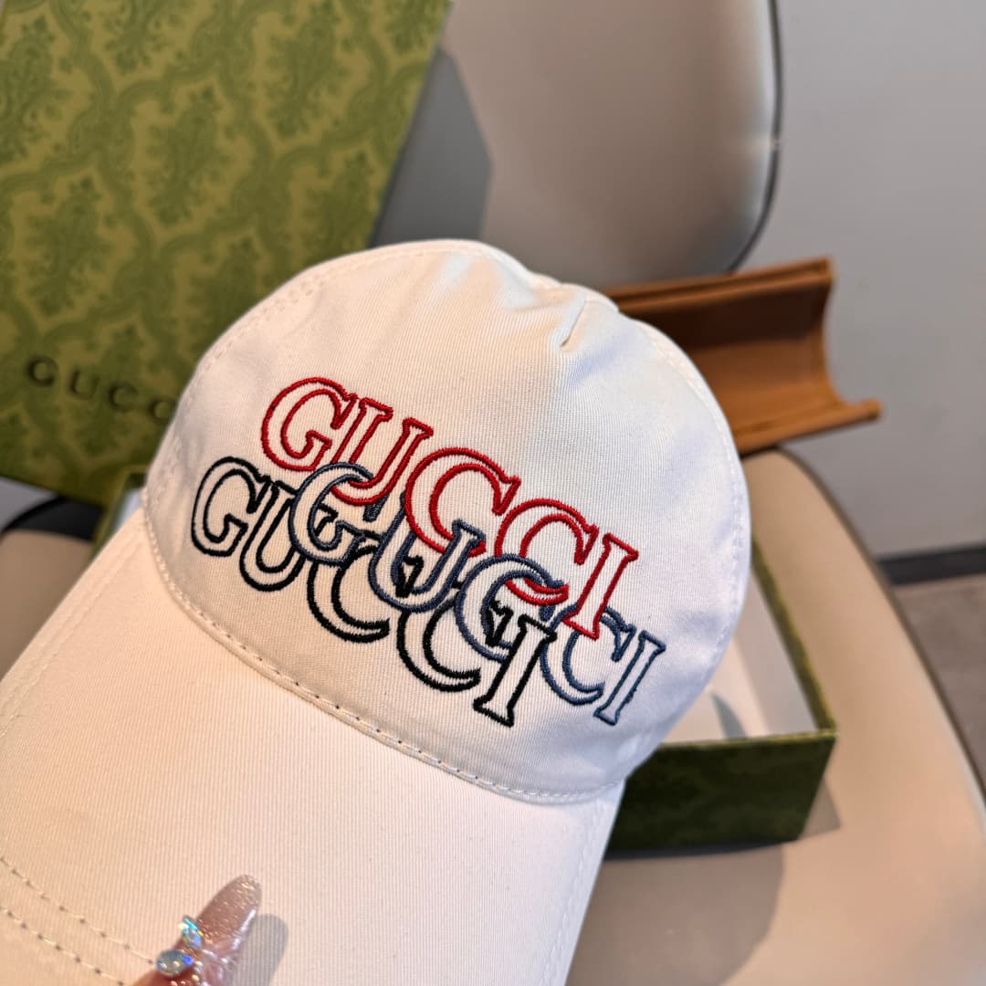 C29828 Bag with box, GUCCI store’s new model baseball cap. 1: 1 – custom molded and embossed with intricate embroidery; exquisite and flawless! 100 – 100% cotton material, original factory quality, exclusive real-life photography. — image 5