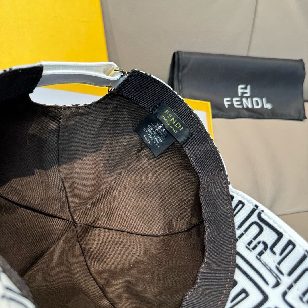 C29825 Bagged cap, Fendi new model baseball cap. Double F pattern, always in high demand at the store, highly rated. 1:1 – custom molded, original pattern fabric + top-grade cowhide material, lightweight and breathable! Excellent quality. Basic head circu — image 7