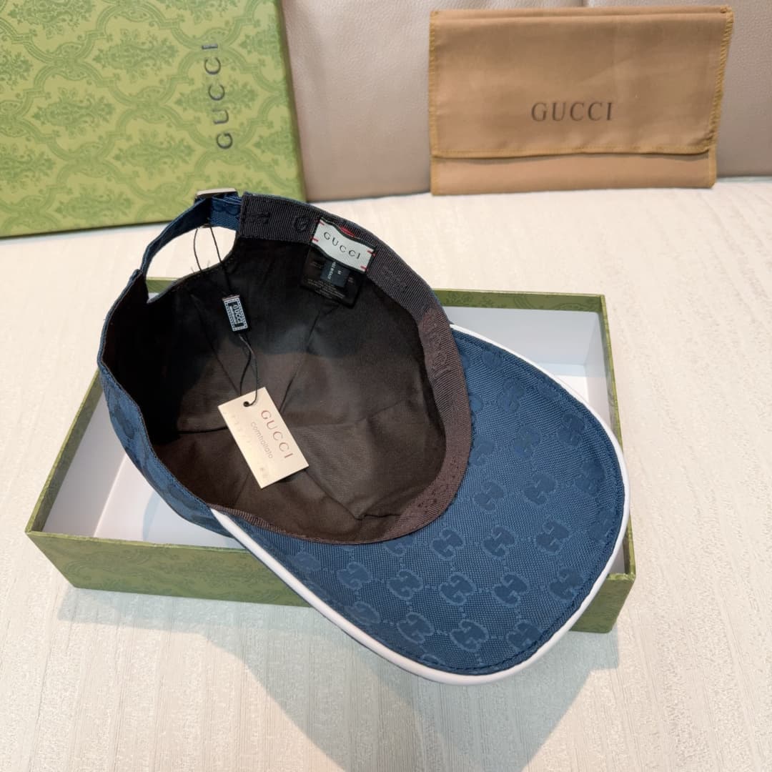 C29824 Gucci 2025 Early Autumn Collection presents a variety of energetic accessories. This baseball cap is crafted with GG nylon, adorned with interlocking G embroidery patches, bringing a unique and distinctive touch. — image 7