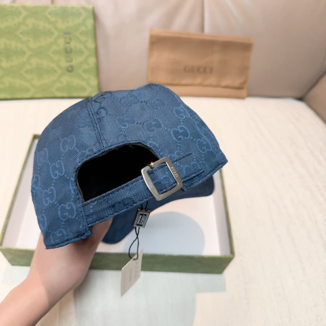 C29824 Gucci 2025 Early Autumn Collection presents a variety of energetic accessories. This baseball cap is crafted with GG nylon, adorned with interlocking G embroidery patches, bringing a unique and distinctive touch. — image 8