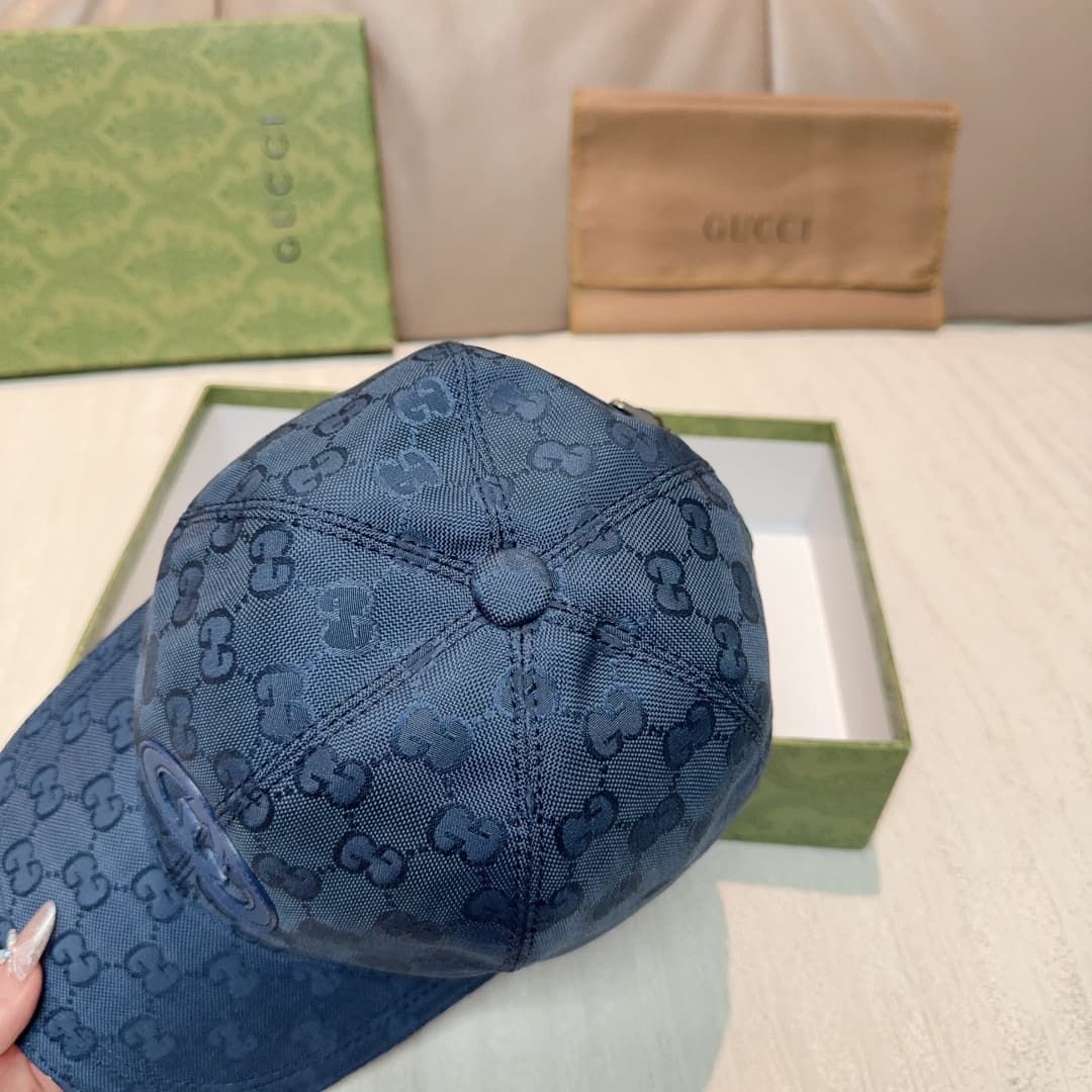 C29824 Gucci 2025 Early Autumn Collection presents a variety of energetic accessories. This baseball cap is crafted with GG nylon, adorned with interlocking G embroidery patches, bringing a unique and distinctive touch. — image 5