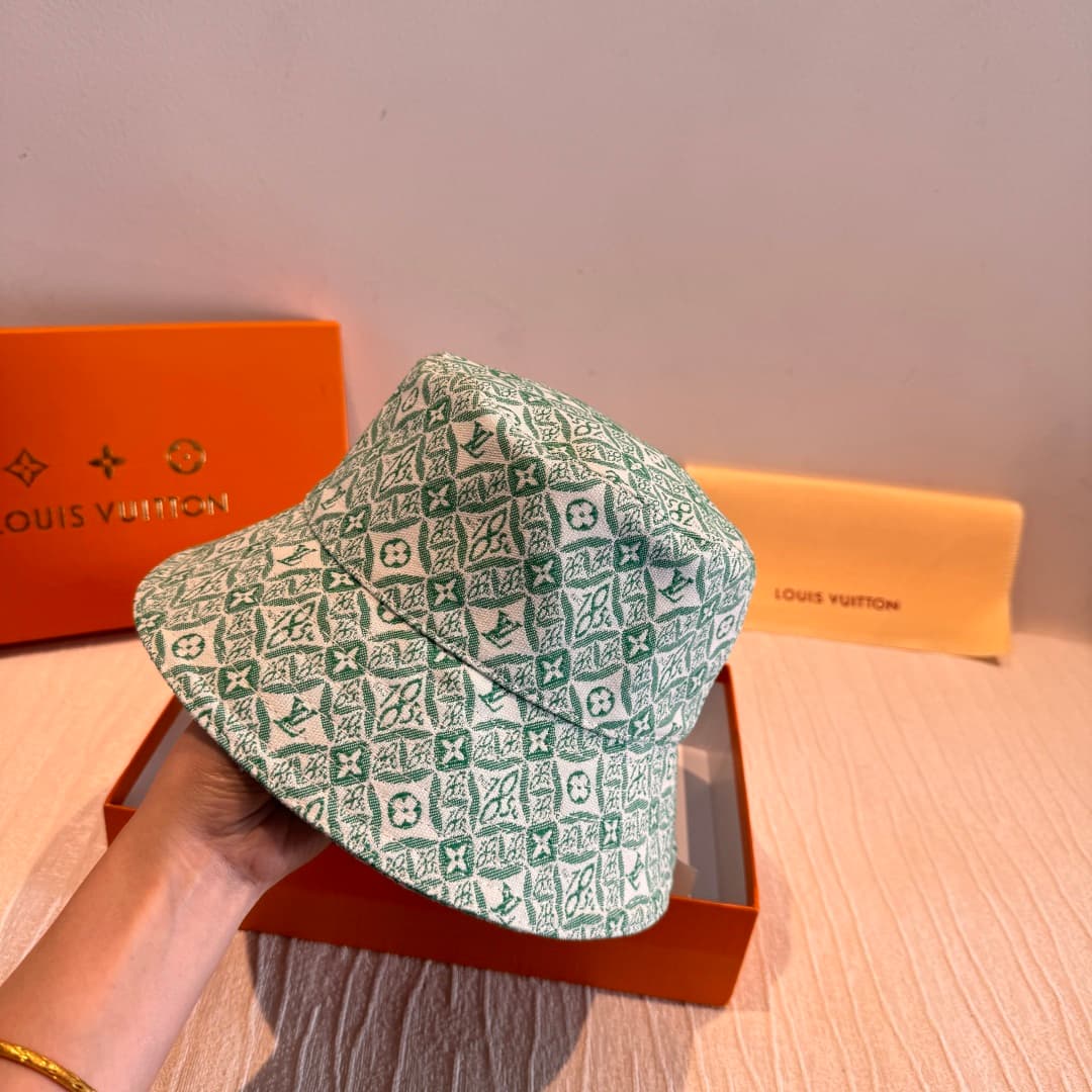C29816 Packaged in a cloth bag. Lv classic model fisherman hat – top quality version. Customized by 1:1. Made from original denim print fabric and pure cotton lining, making it lightweight and breathable! The quality is excellent. With a basic head circum — image 4