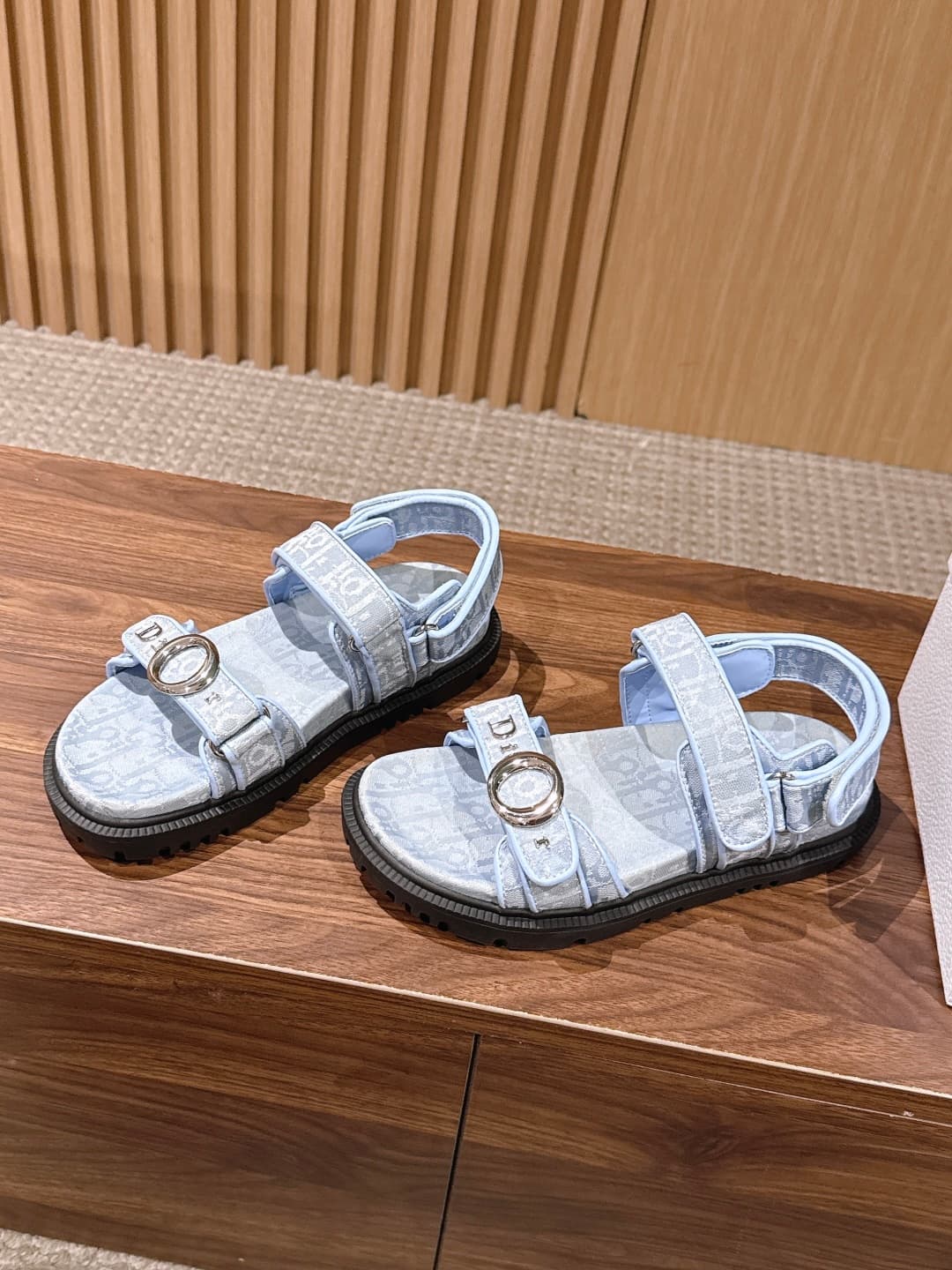 D5943 Top-tier version: Christian Dior summer sandals with patches – cool sandals that are extremely popular. — image 2