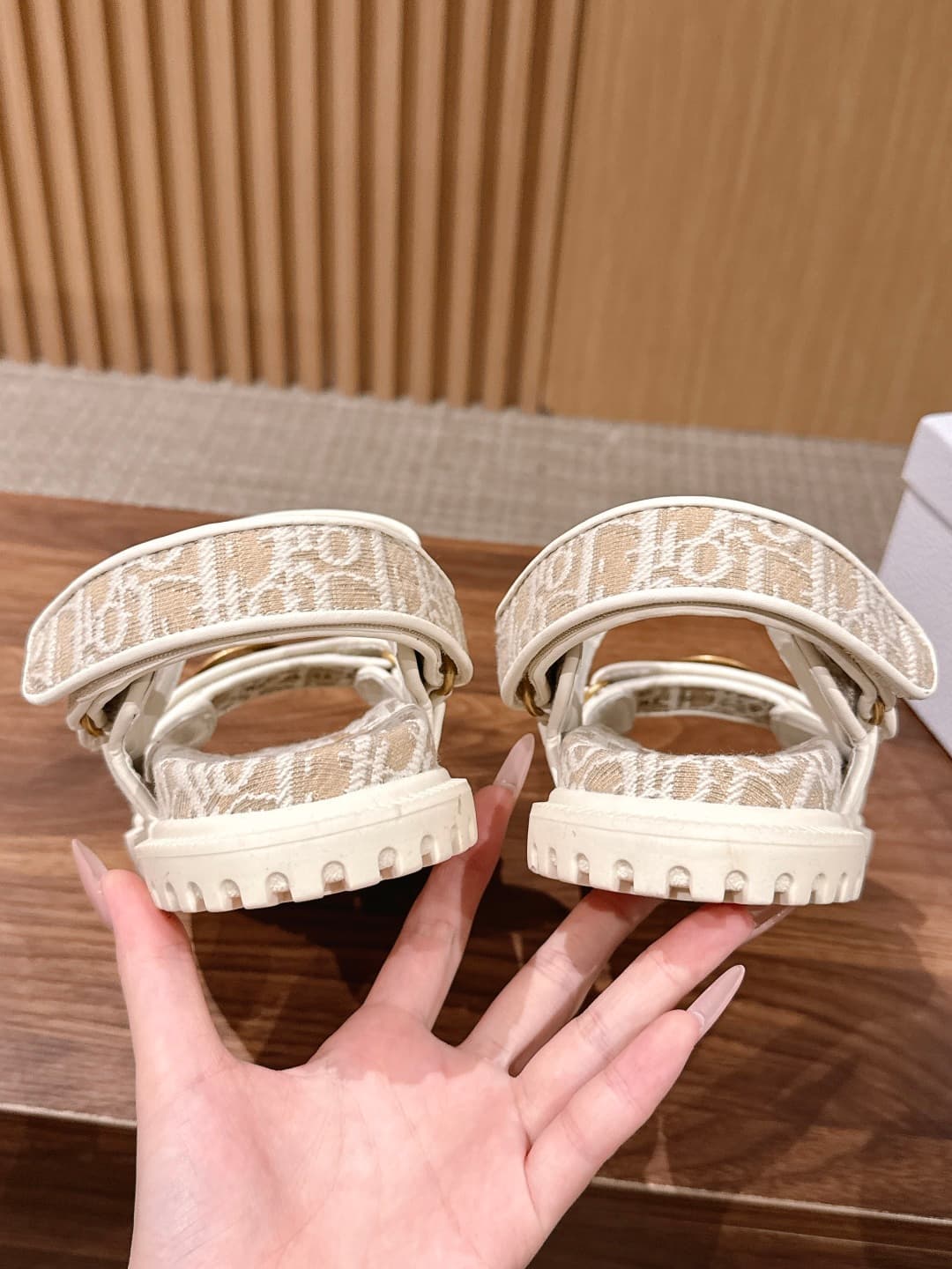 D5941 Top-tier version: Christian Dior summer slippers with patches – cool sandals — image 8