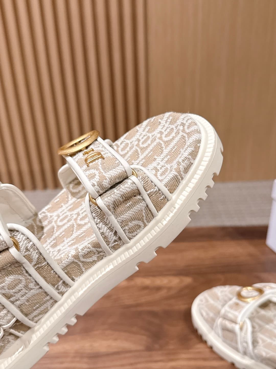 D5941 Top-tier version: Christian Dior summer slippers with patches – cool sandals — image 6
