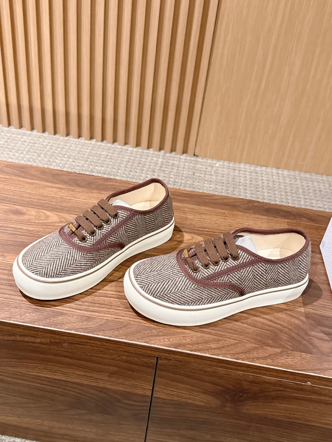 D5952 Top version: Christian Dior spring/summer new monogram leather loafers — image 2