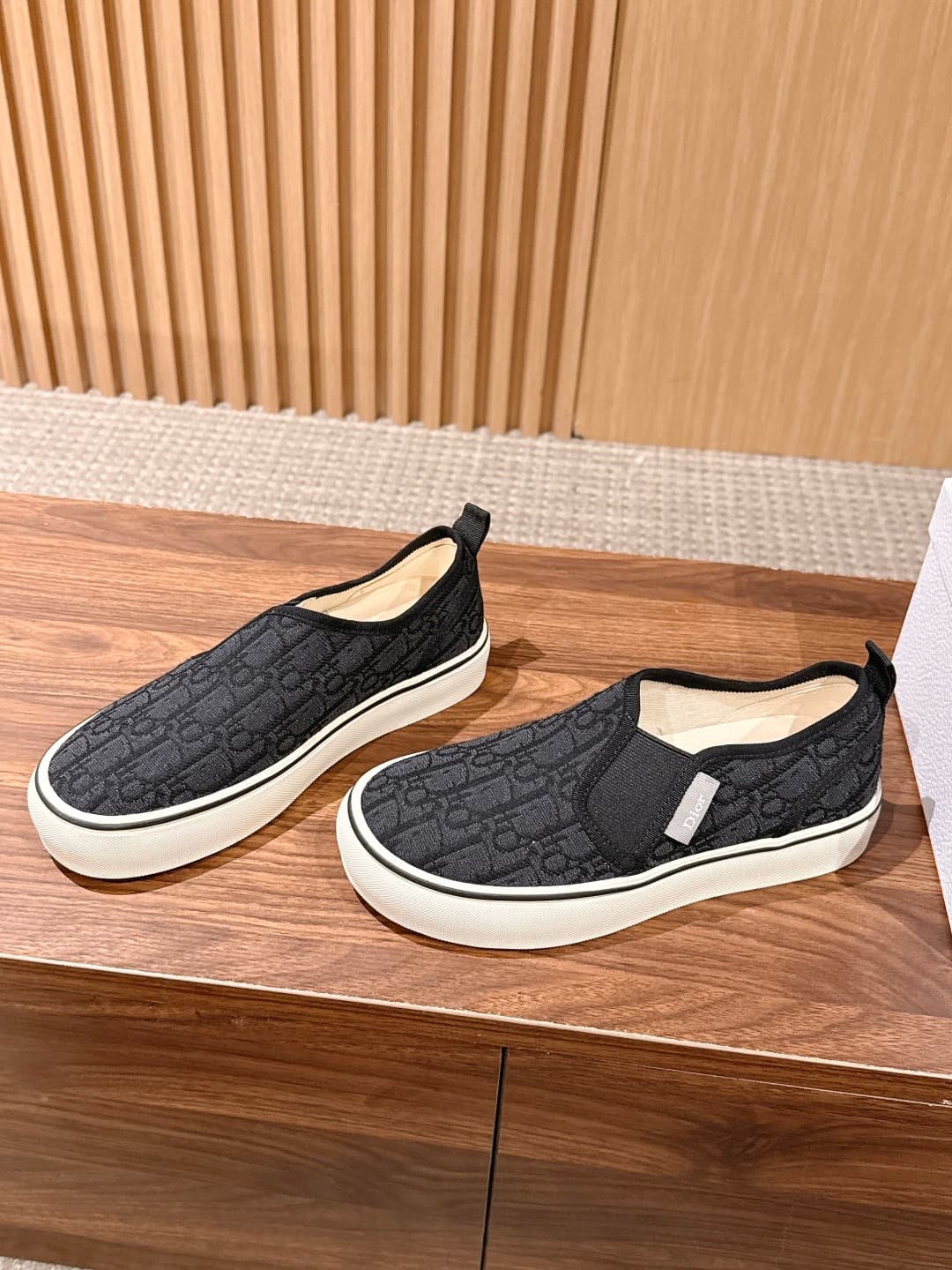 D5948 Top version: Christian Dior spring/summer new monogram leather loafers — image 2