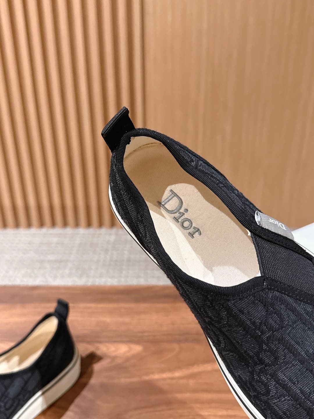 D5948 Top version: Christian Dior spring/summer new monogram leather loafers — image 8