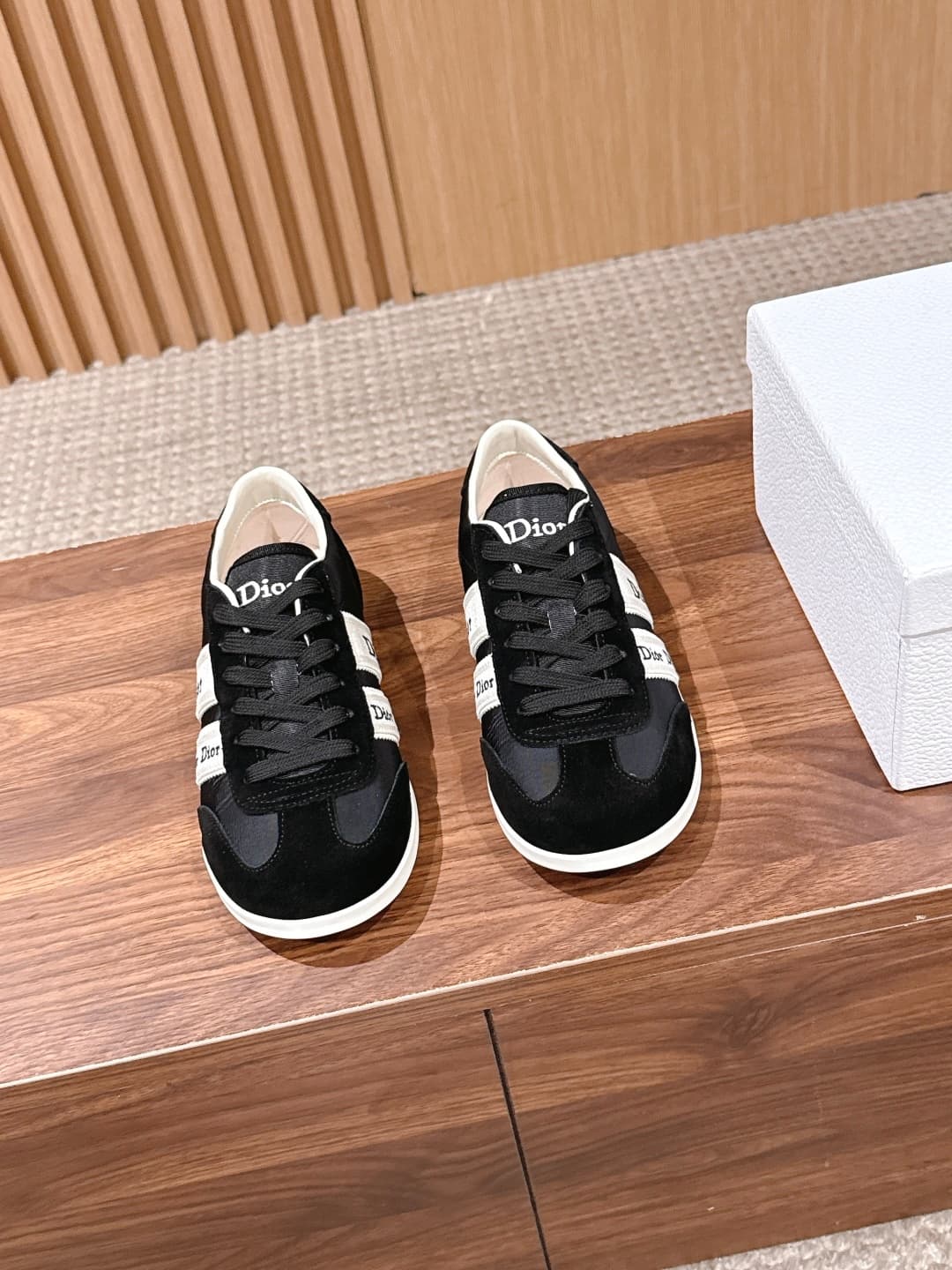 D5949 Top version: Christian Dior spring new flat Dior shoes — image 1