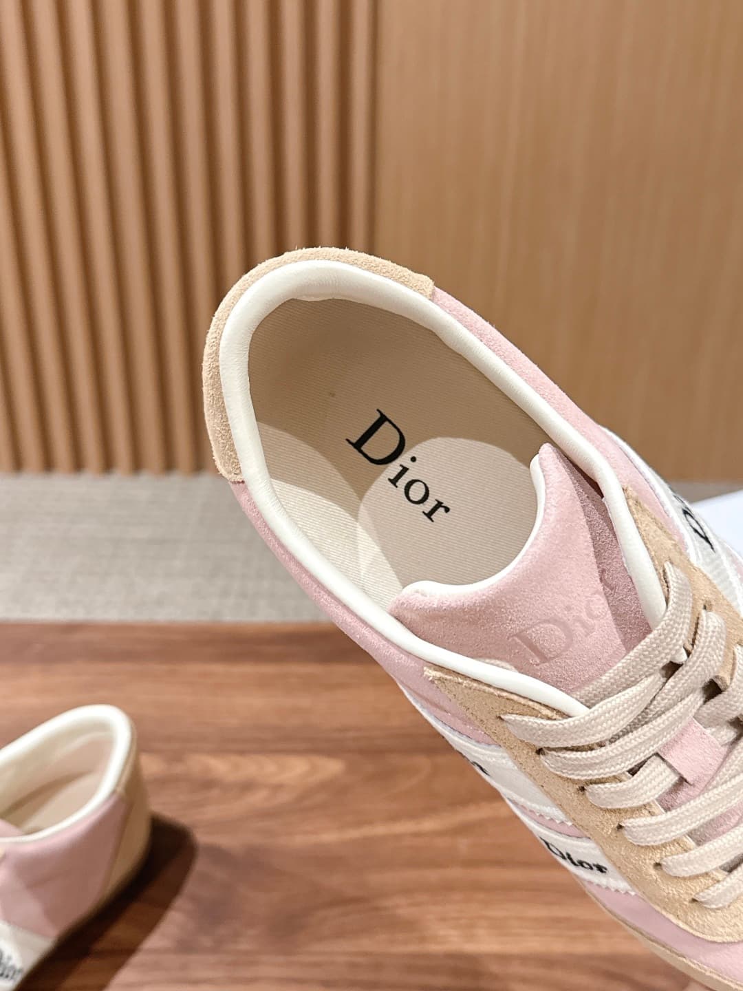 D5944 Top-tier version: Christian Dior spring collection of flat-toe shoes — image 7