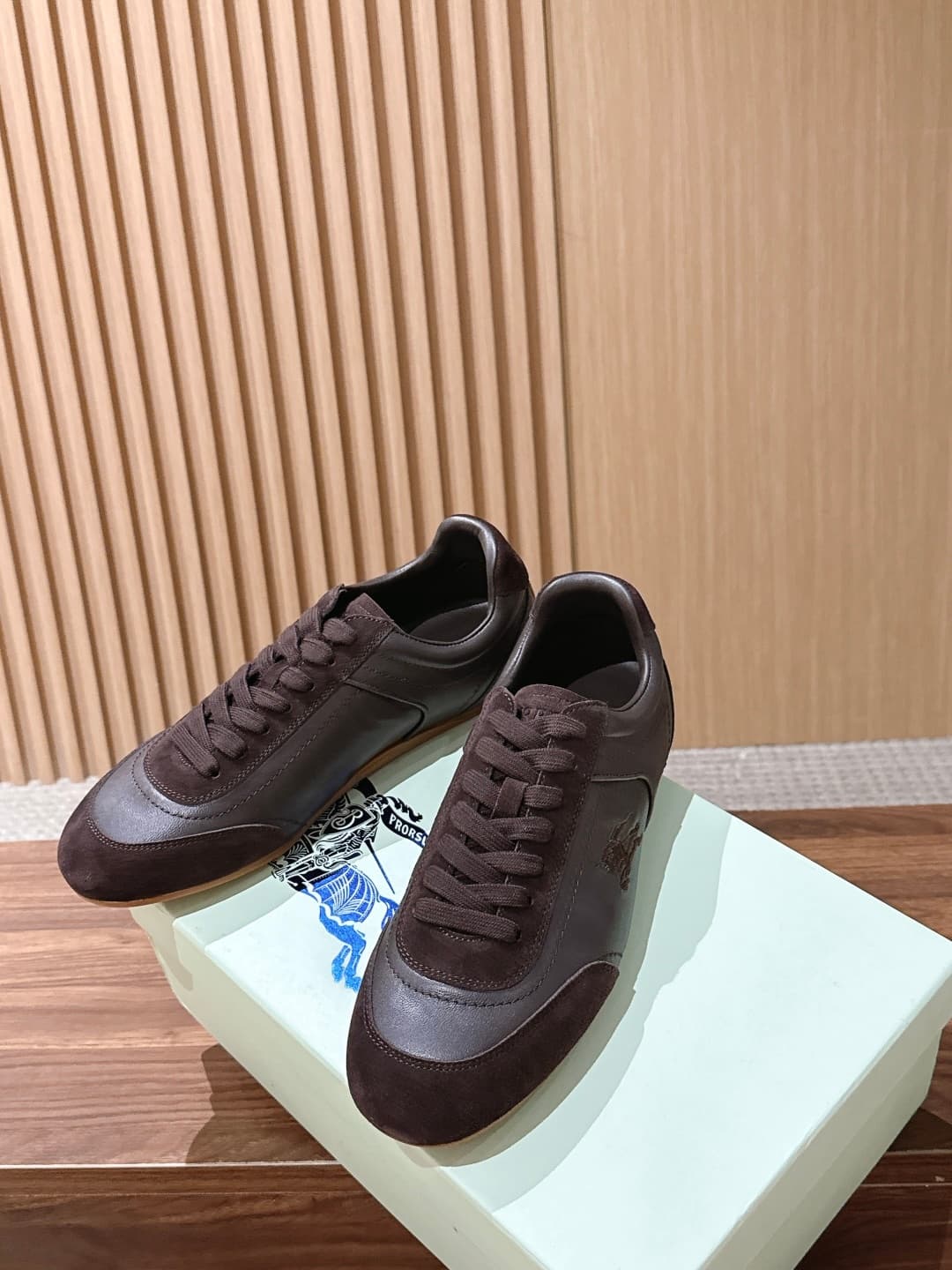 D3165 [Wanjiang] Burberry’s popular vintage/retro men’s Derby shoes are now available! These are Burberry’s signature products, and these shoes truly strike a perfect balance between “brand identity” and “daily practicality”. — image 4