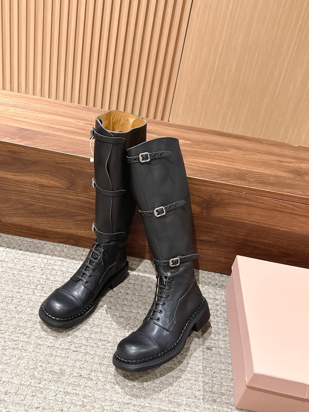 D10578 [2.0 Upgrade Version] MiuMiu – New model long boots. These are stylish long boots with a classic motorcycle boot style. — image 2