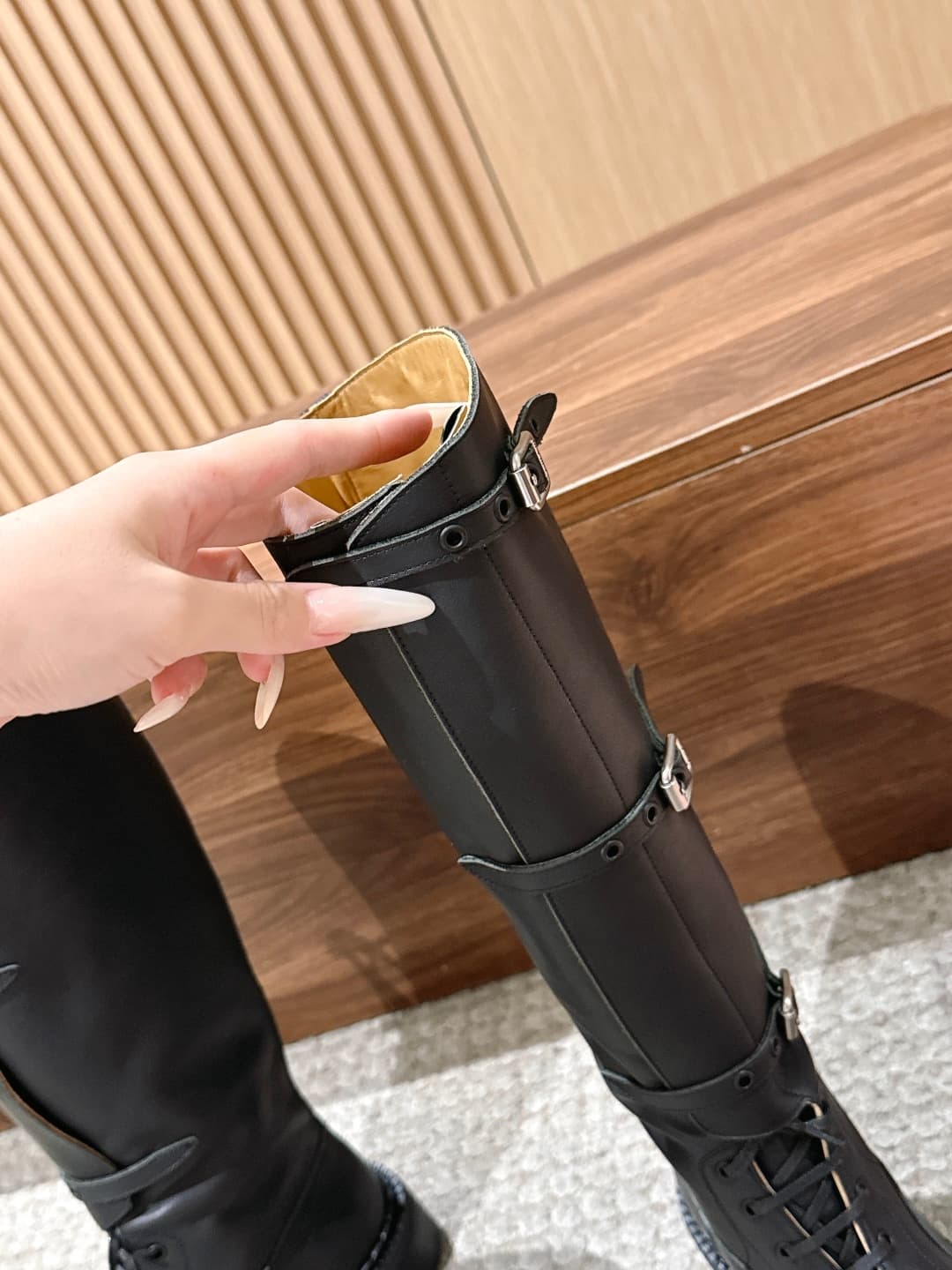 D10578 [2.0 Upgrade Version] MiuMiu – New model long boots. These are stylish long boots with a classic motorcycle boot style. — image 7
