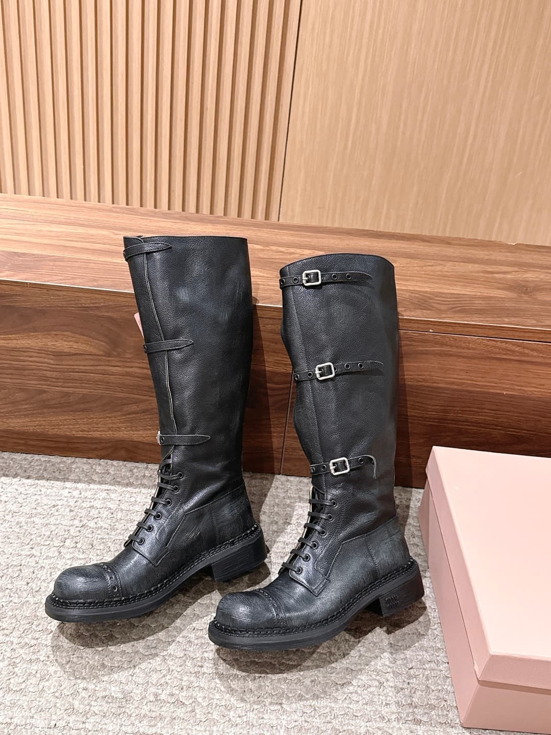 D10577 MiuMiu New Model Rider Long Boots – A stylish long boot with a classic motorcycle-style design. — image 4