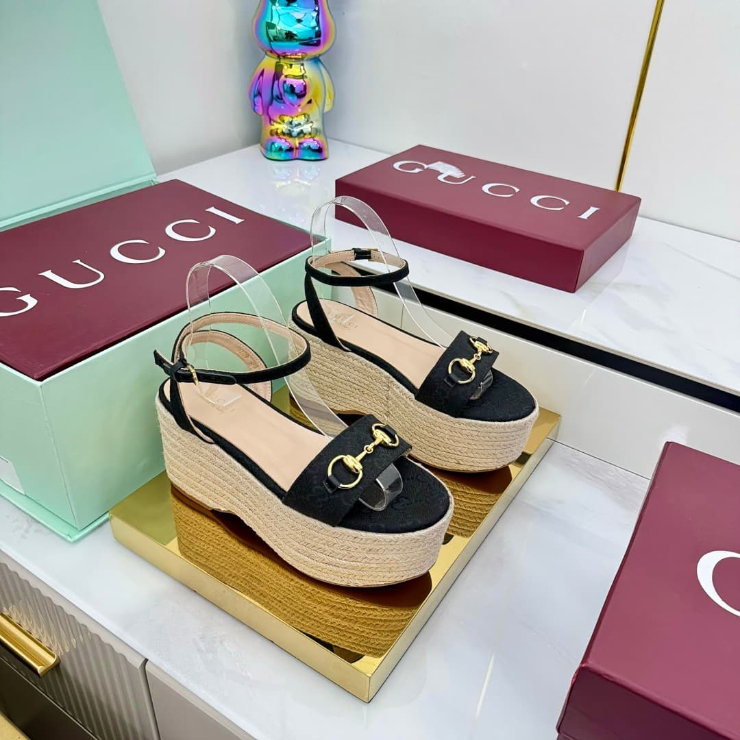 D6970 🌞 💰 Latest popular women’s buckle-style flat sandals with mid-height soles, waterproof, and cool — image 7