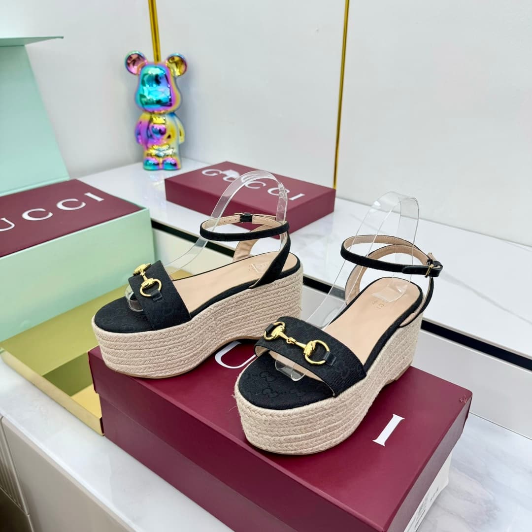 D6970 🌞 💰 Latest popular women’s buckle-style flat sandals with mid-height soles, waterproof, and cool — image 2