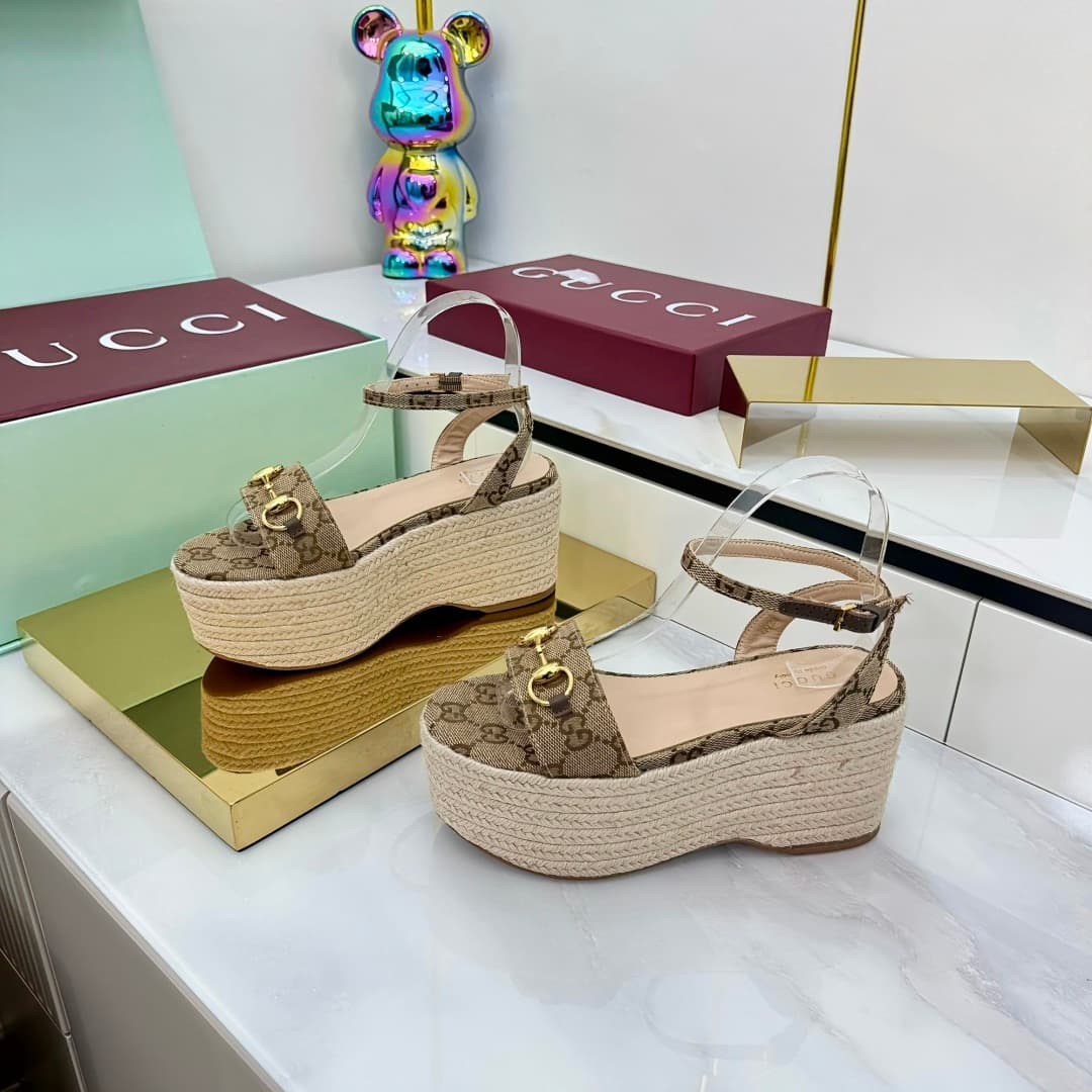 D6969 🌞 💰 Latest popular women’s flat sandals with buckle straps, medium heel, waterproof and cool — image 7