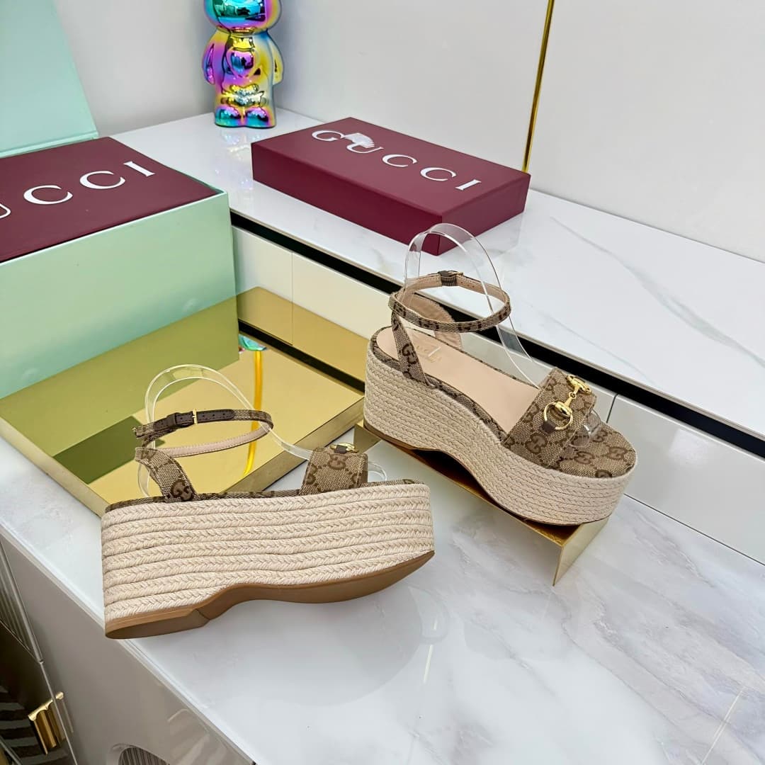 D6969 🌞 💰 Latest popular women’s flat sandals with buckle straps, medium heel, waterproof and cool — image 6