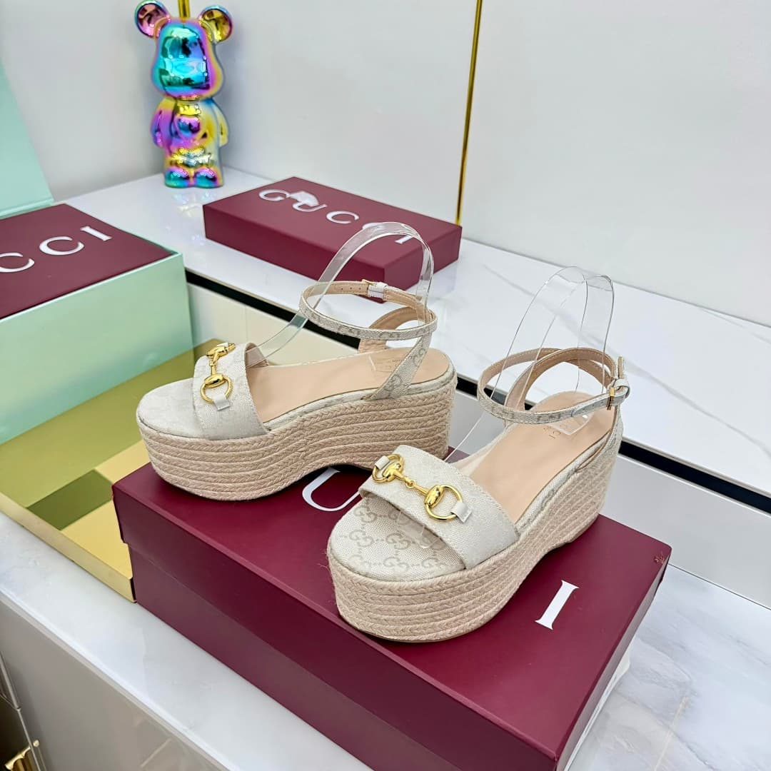 D6967 🌞 💰 Latest popular women’s flat sandals with buckle straps, medium heel, waterproof, and cool. — image 3