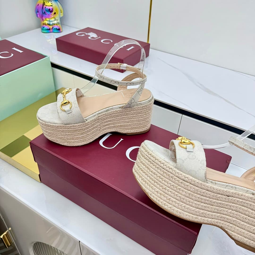 D6967 🌞 💰 Latest popular women’s flat sandals with buckle straps, medium heel, waterproof, and cool. — image 4