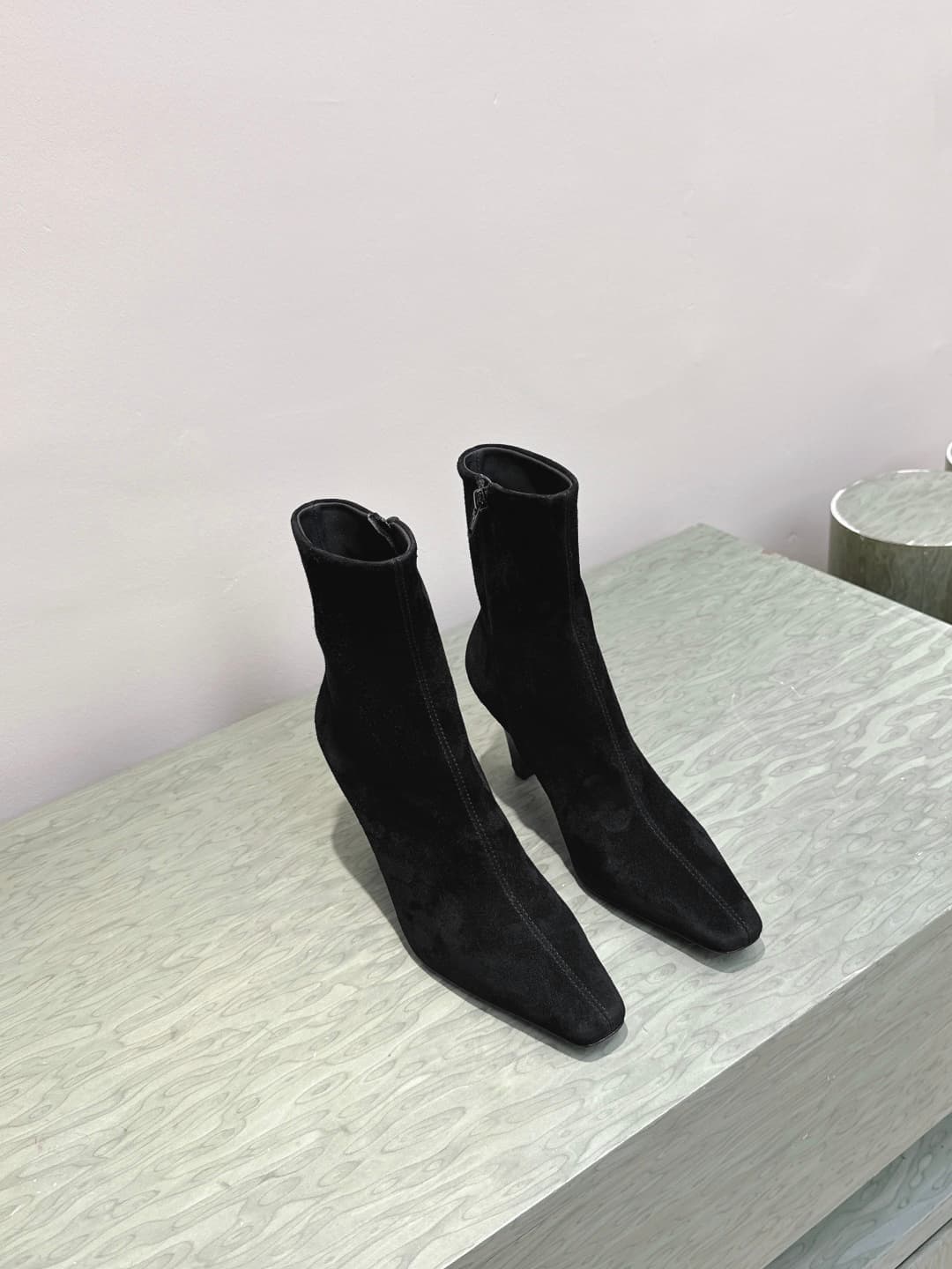 D12074 Exclusive purchase level | D092🦁 Elegant and stylish Saint Laurent new model square-toe high heels in various lengths. Who doesn’t need a pair of new boots for early autumn? In the romantic autumn season, wearing a pair of high or low boots is abso — image 7