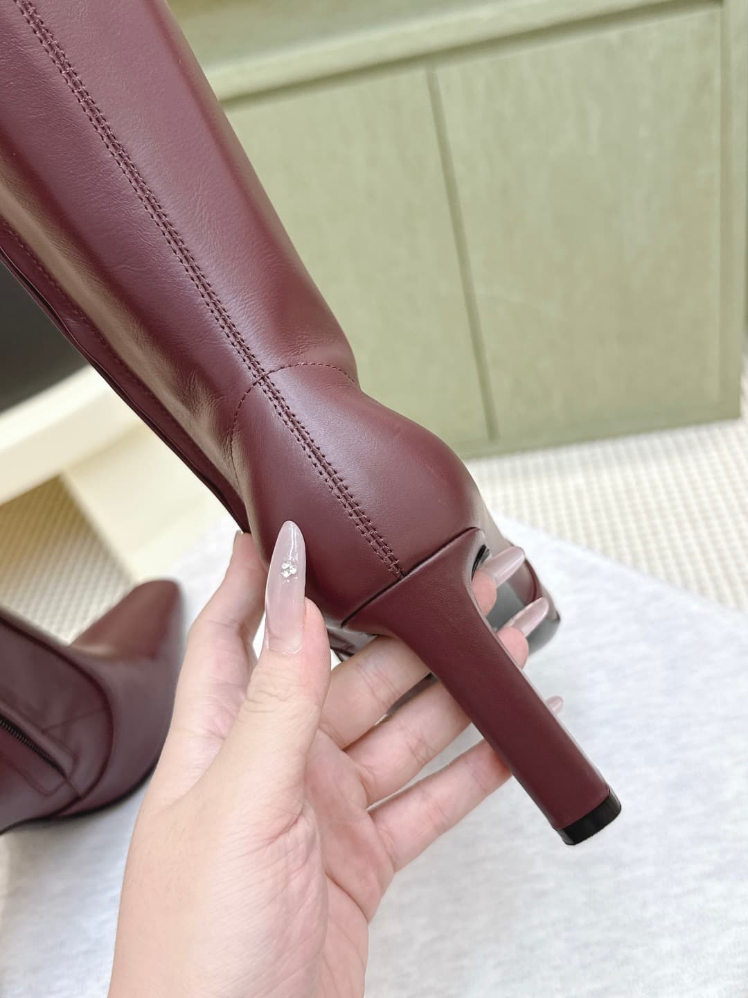 D12073 Exquisite quality｜D093🦁 Elegant design, Saint Laurent’s new square-toe high heels in various lengths. Who doesn’t need a pair of new boots for early autumn? In the romantic autumn season, wearing a pair of boots or shoes is absolutely stunning. The — image 5